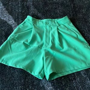 DB Shorts